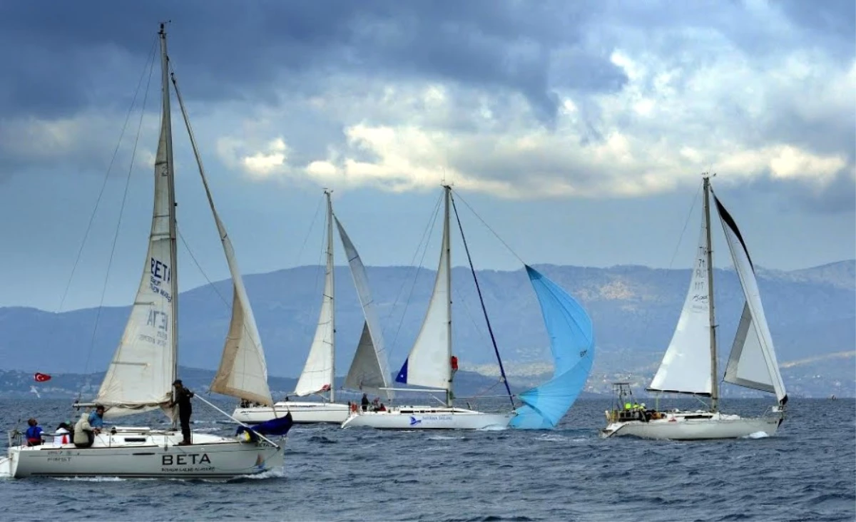 Kış Trofesi 2. Ayak Yarışları Çeşme\'de Yapıldı