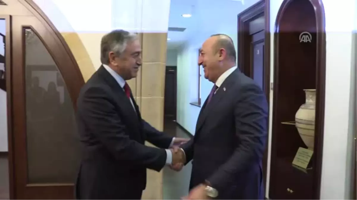 KKTC Cumhurbaşkanı Akıncı, Dışişleri Bakanı Çavuşoğlu\'nu Kabul Etti