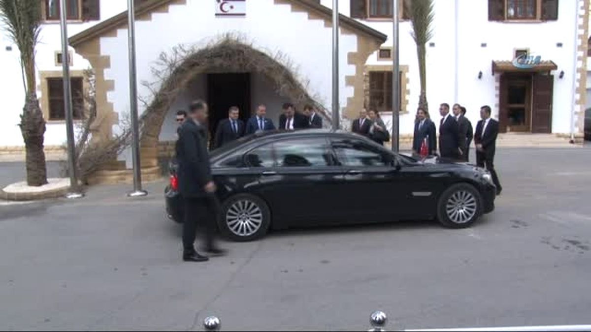 Lefkoşa) Çavuşoğlu, Akıncı ile Görüştü