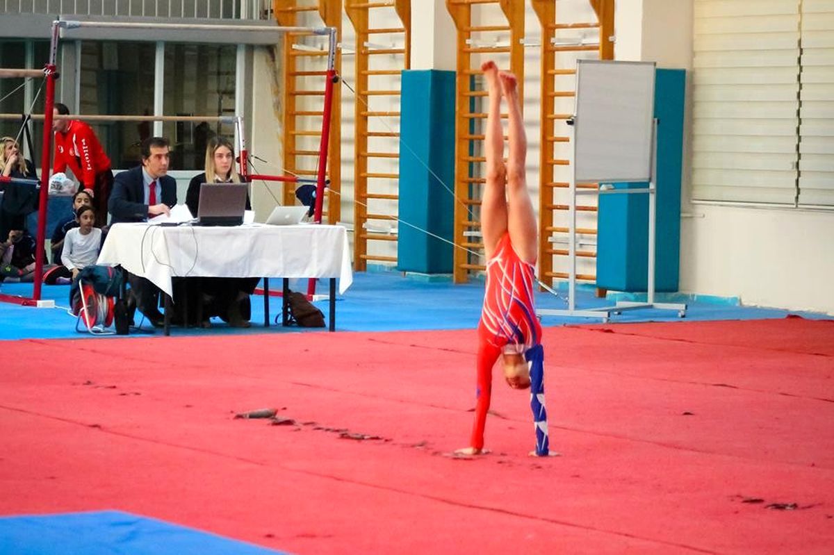 Okullar Arası Kız- Erkek Yıldız Jimnastik Şampiyonası Yapıldı