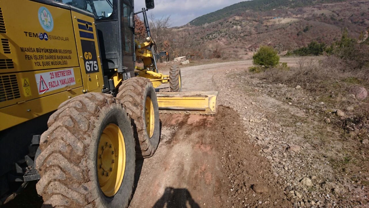 Soma\'nın Mahalle Yollarına Bakım ve Onarım