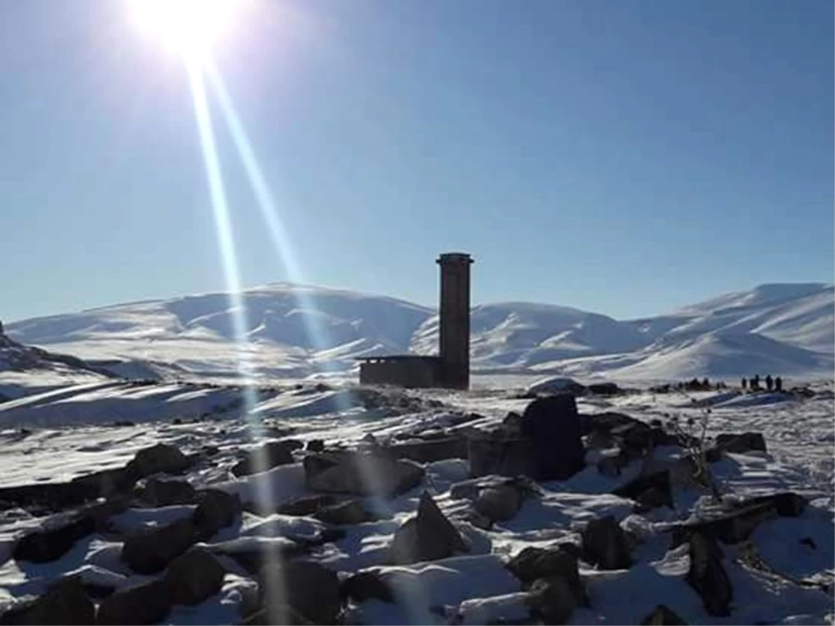 Türsab Üyeleri Kars\'ın Tarihi ve Kültürel Yerlerini Gezdi