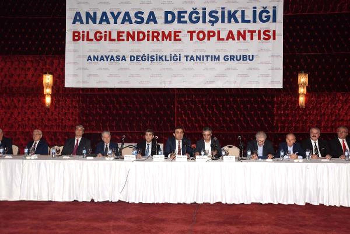 Anayasa Değişikliği Bilgilendirme Toplantısı"
