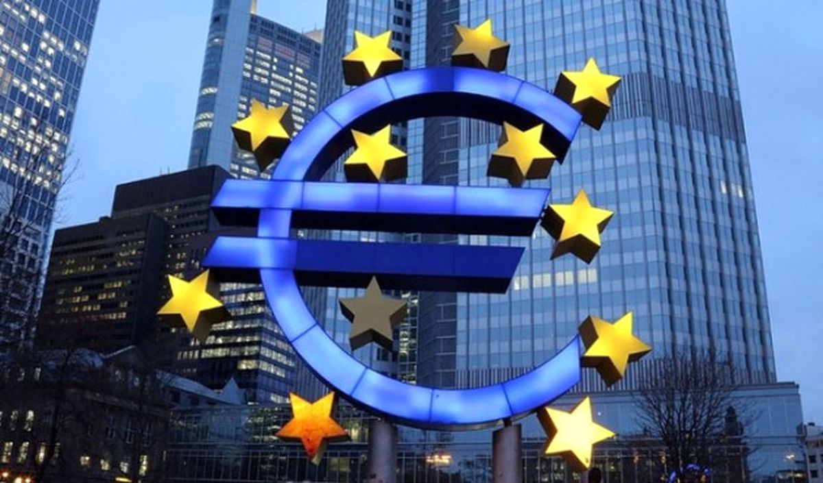 Avro Bölgesi\'nde Yıllık Enflasyon Ecb Hedefine Yaklaştı