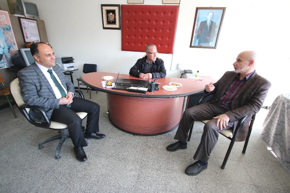 Başkan Özaltun, MHP İlçe Teşkilatını Ziyaret Etti