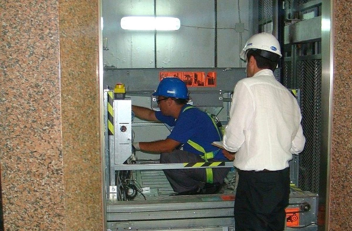 Bina Sorumlularına Asansör Uyarısı