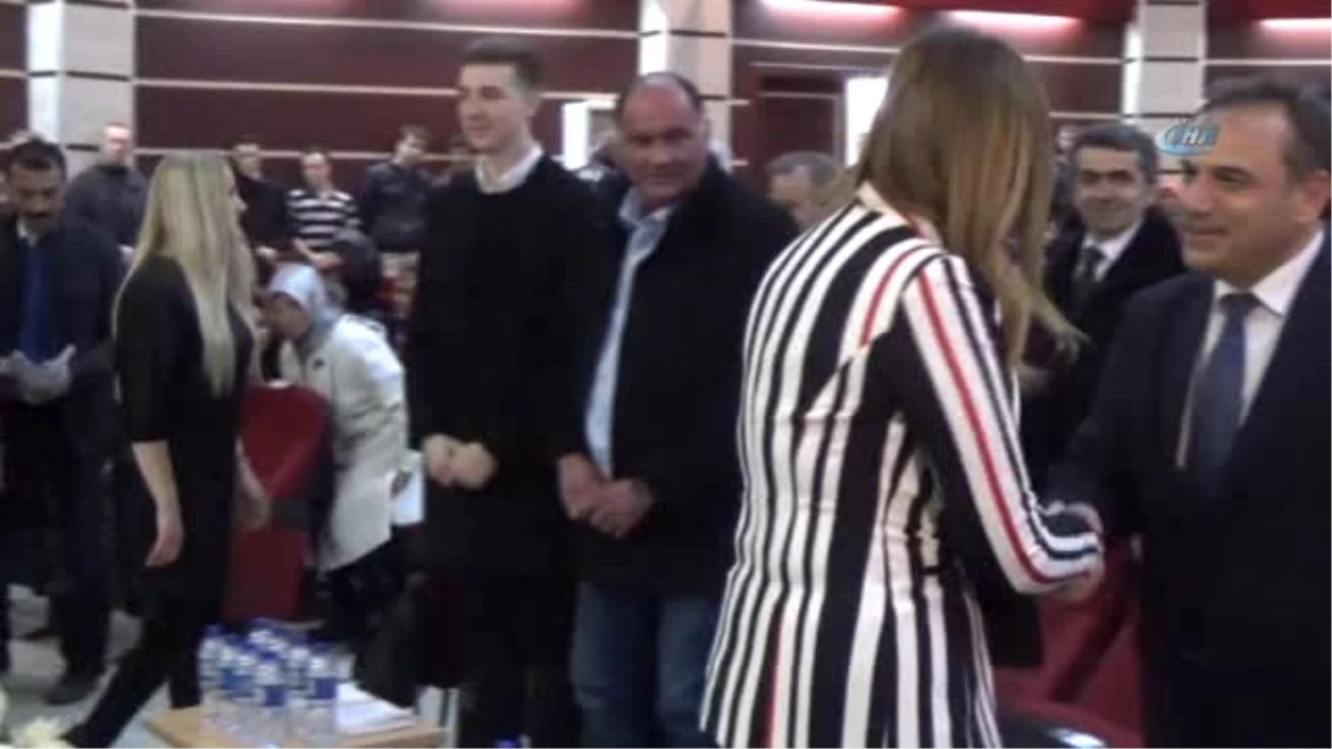 Bolu) Azerbaycan Milletvekili Ganire Paşayeva: "Amaçları Türkiye\'yi Zayıflatarak Türk Müslüman...