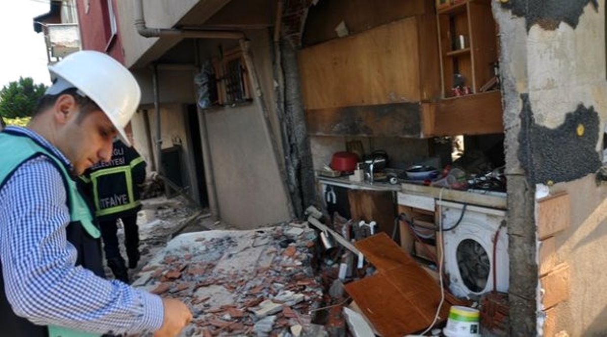 Doğalgaz Bomba Gibi Patladı; Markette Yaşananlar Güvenlik Kamerasına Yansıdı