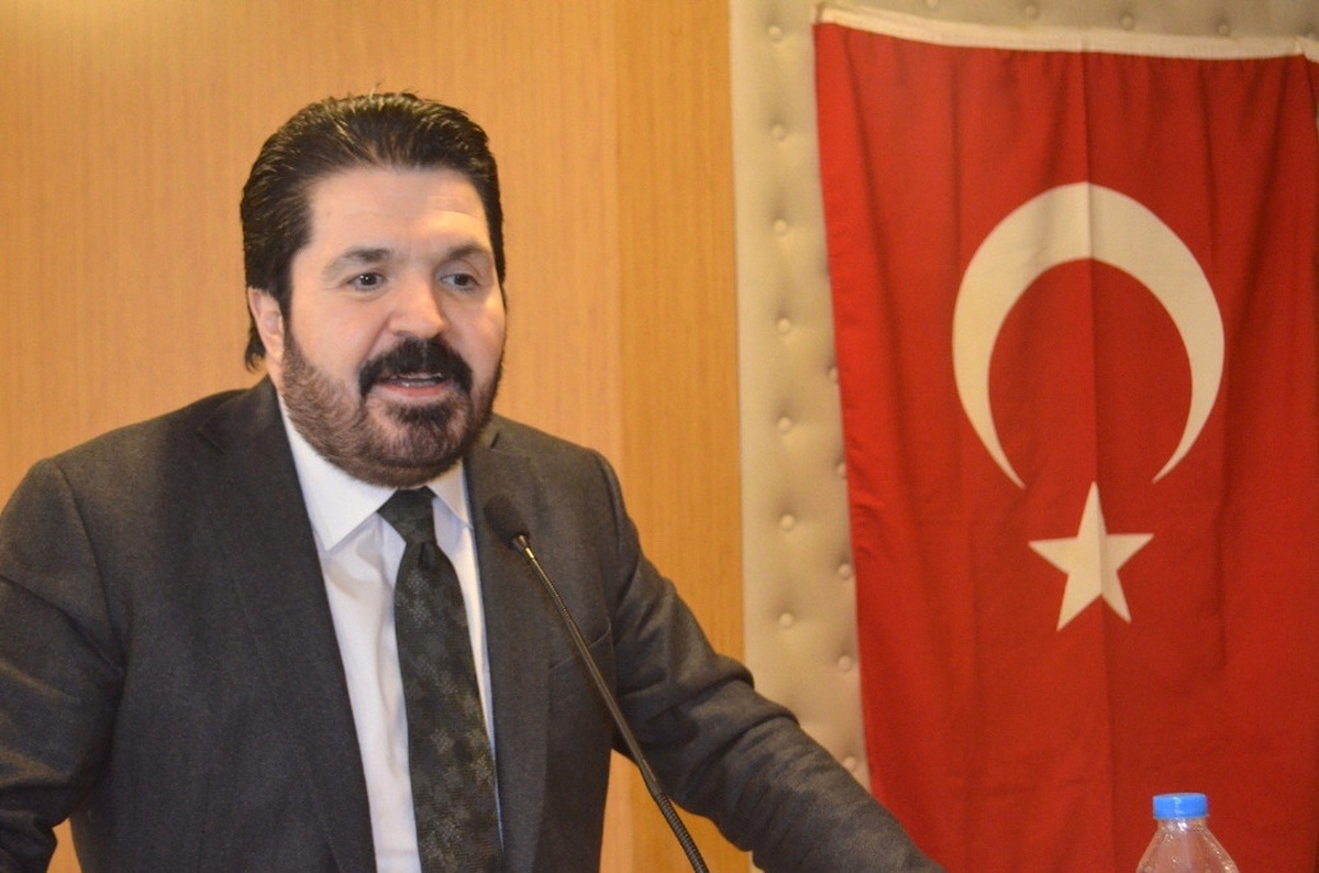 Eğitimci-yazar Savcı Sayan Kalp Krizi Geçirdi