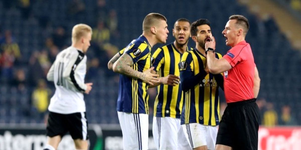 Fener Maçında Büyük Skandal!