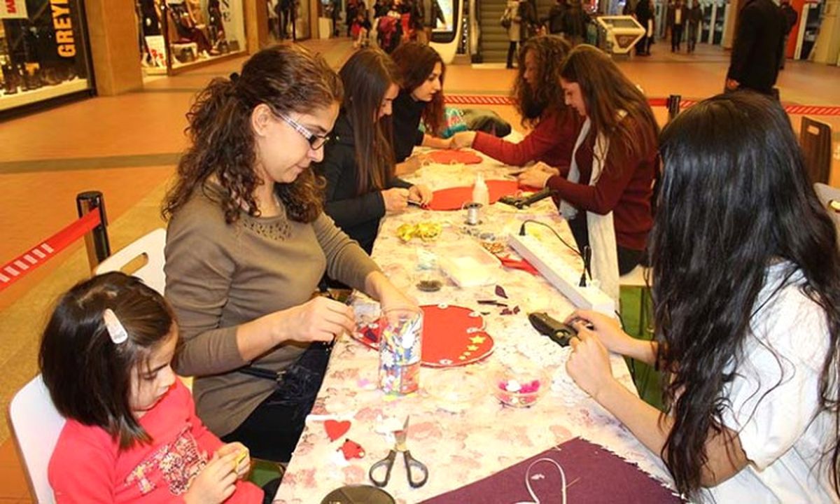 Forum Gaziantep Kadınlar Kulübünde Mutfak Duvarları Renklenecek