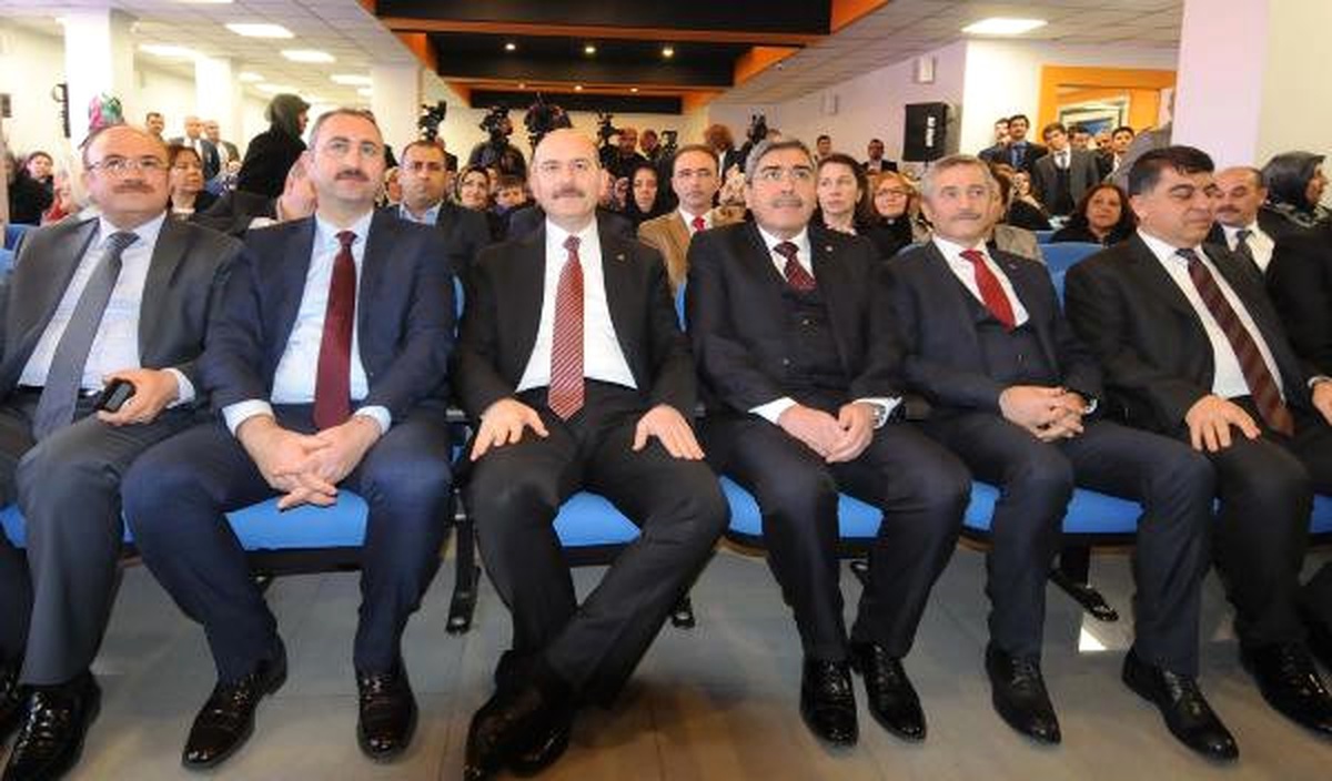 Gaziantep\'te, Bakan Soylu Başkanlığında Güvenlik Toplantısı (5)