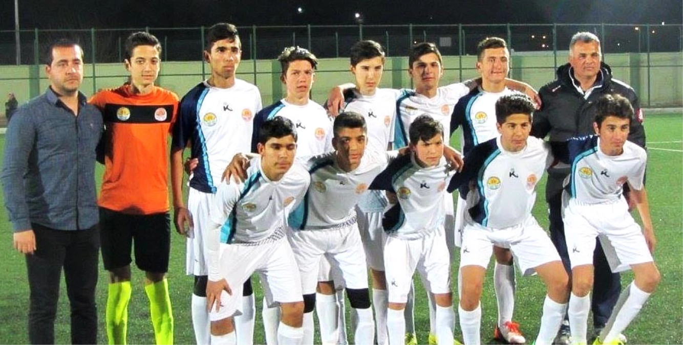 Genç Şimşekler U-15 Adana Şampiyonu Oldu