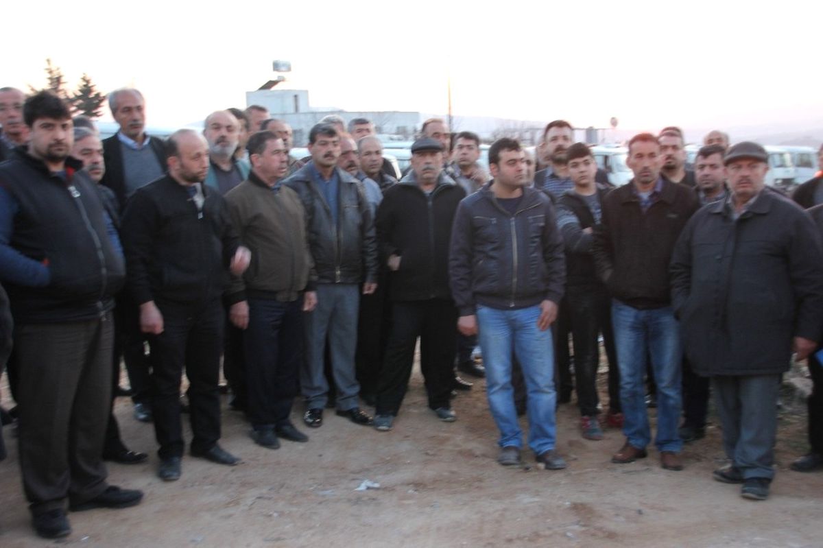 Hatay\'da Minibüs Esnafı İsyanda