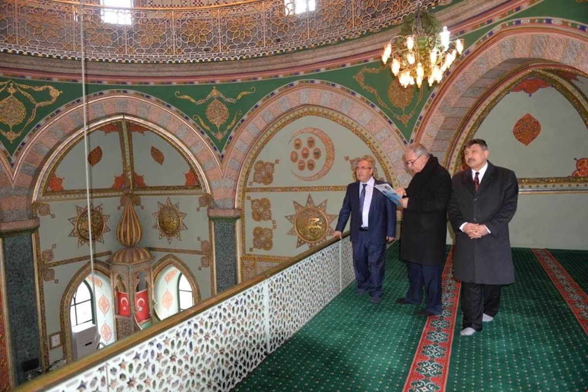 Hıdırlık ve Yeşil Camiye Hayran Kaldı