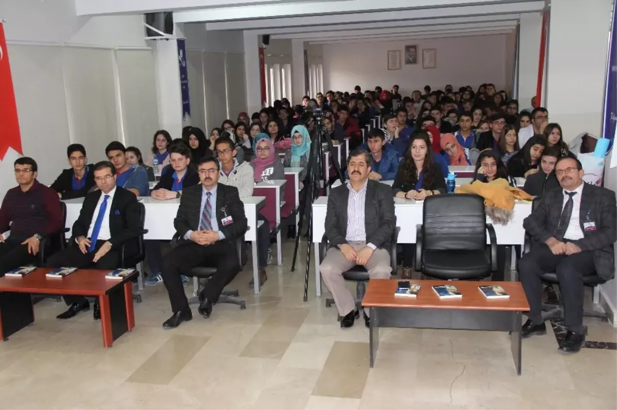 İncesu Belediye Başkanı Zekeriya Karayol Kilim Sosyal Bilimler Lisesinde Seminer Verdi