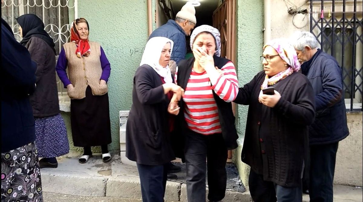 Istanbul\'da Yaşlı Kadın Evinde Bıçaklanarak Öldürüldü