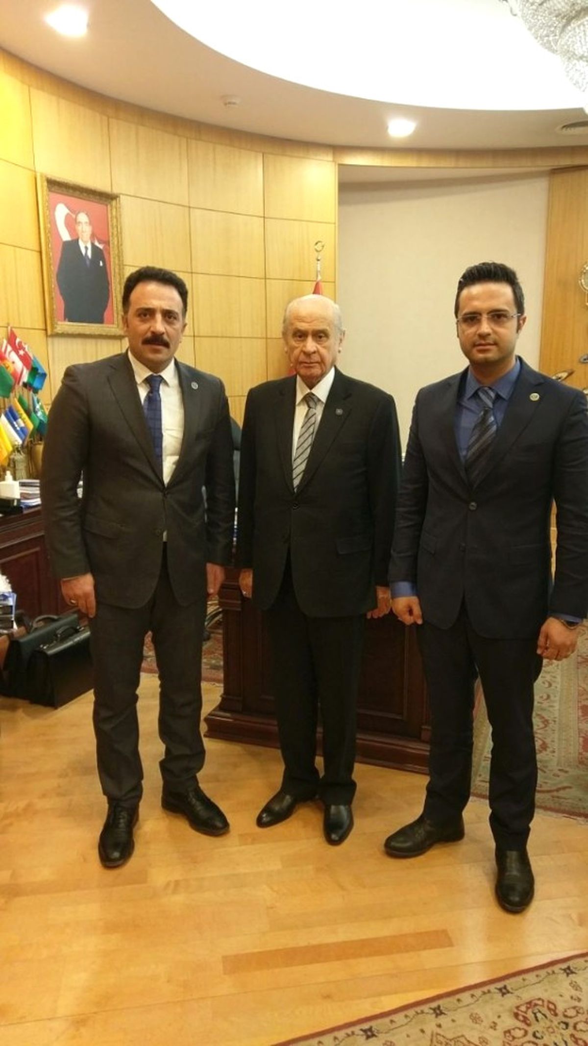 İzmir Sağlık Sen\'den Bahçeli\'ye Referandum Teşekkürü