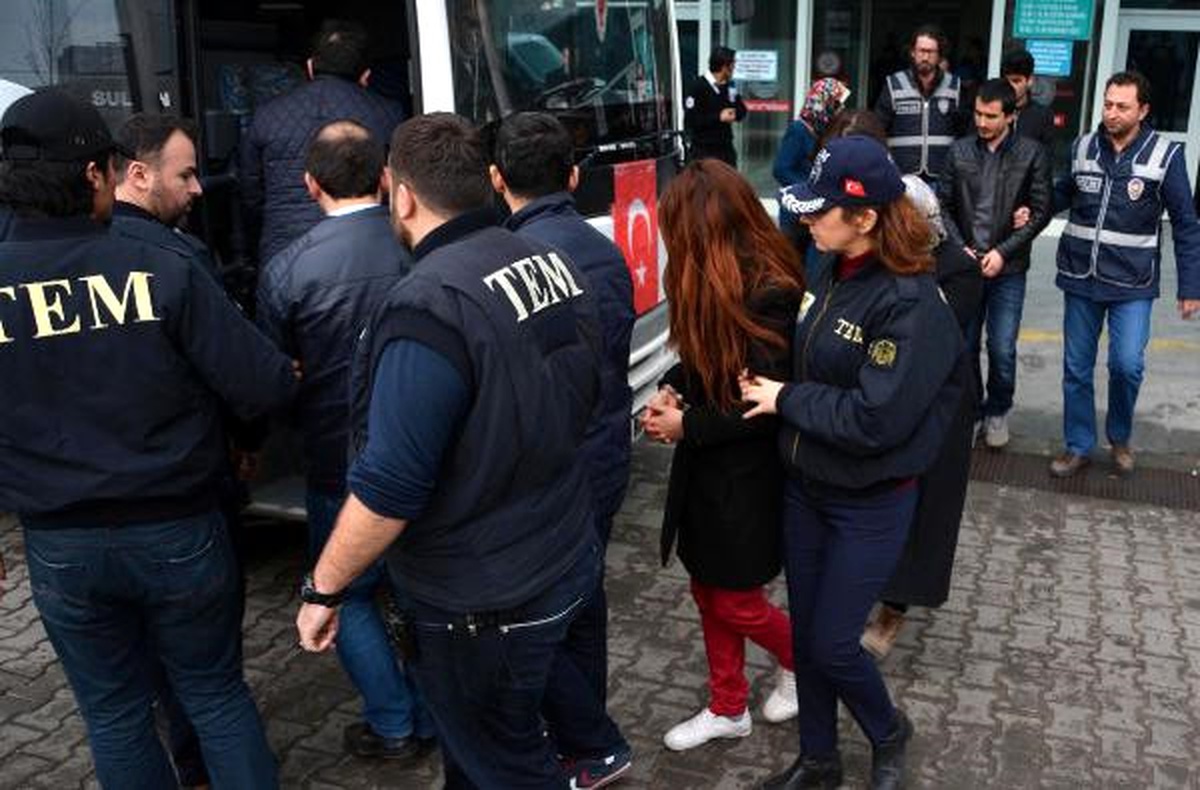 Karabük Merkezli 3 İlde Fetö Operasyonu: 12 Gözaltı