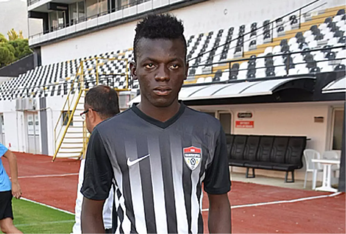 Manisaspor\'da Sangare\'nin Sözleşmesi Feshedildi