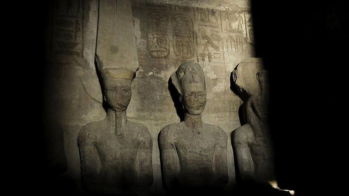 Mısır\'da Iı. Ramses\'e Güneş Vurdu