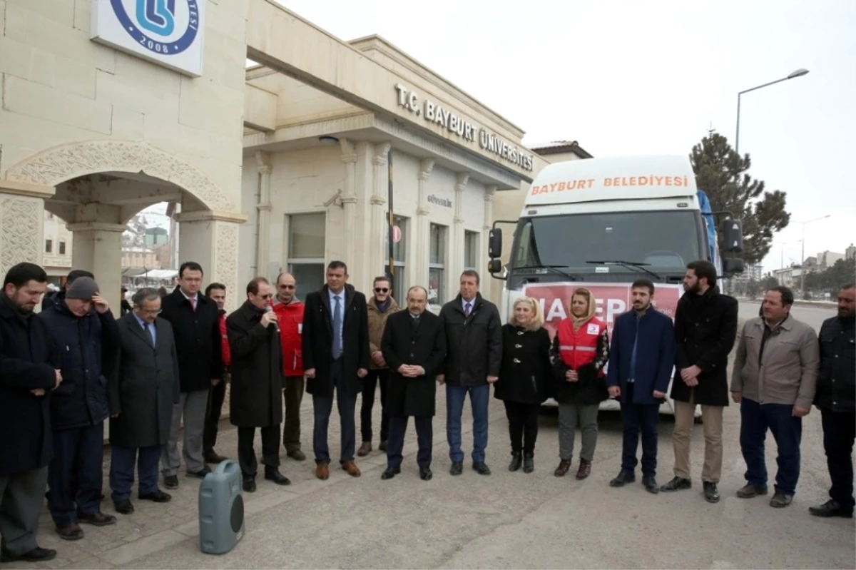 Öğrenci ve Öğretim Elemanlarından Halep\'e Yardım