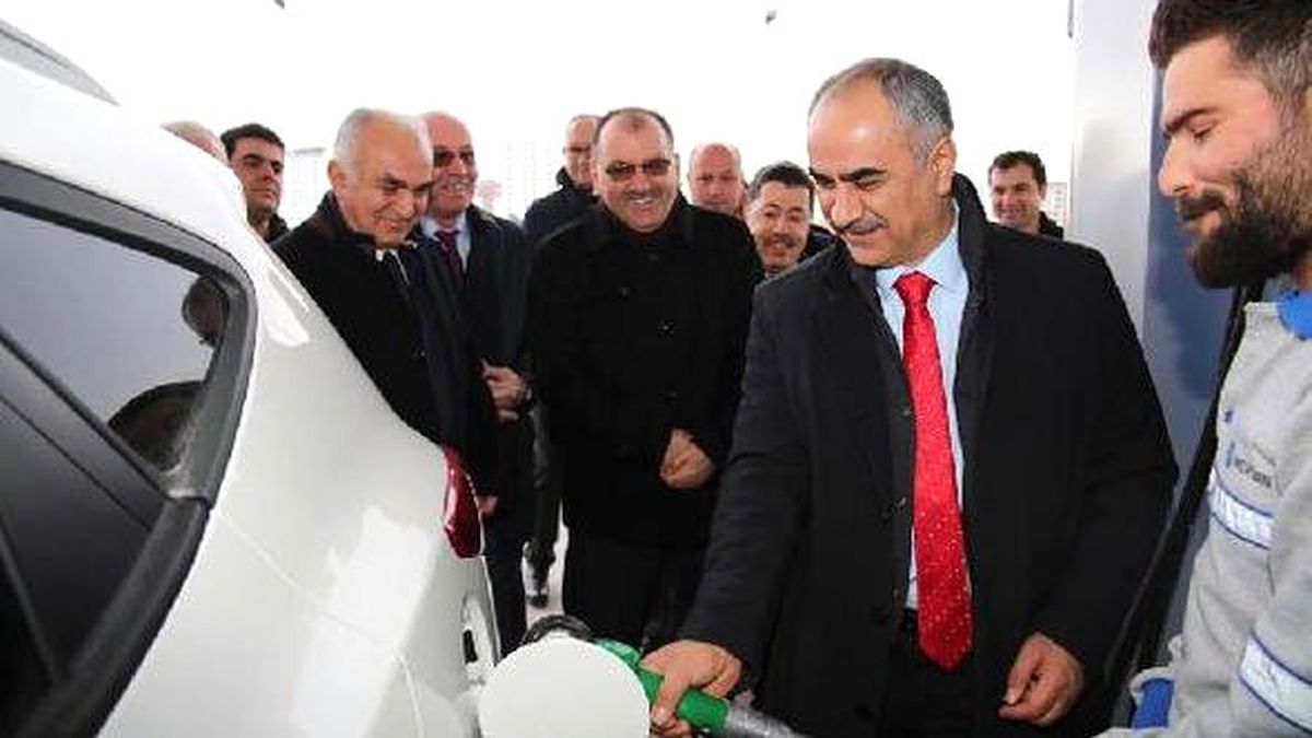 Sivas Belediyesi Akaryakıt İstasyonu Açtı