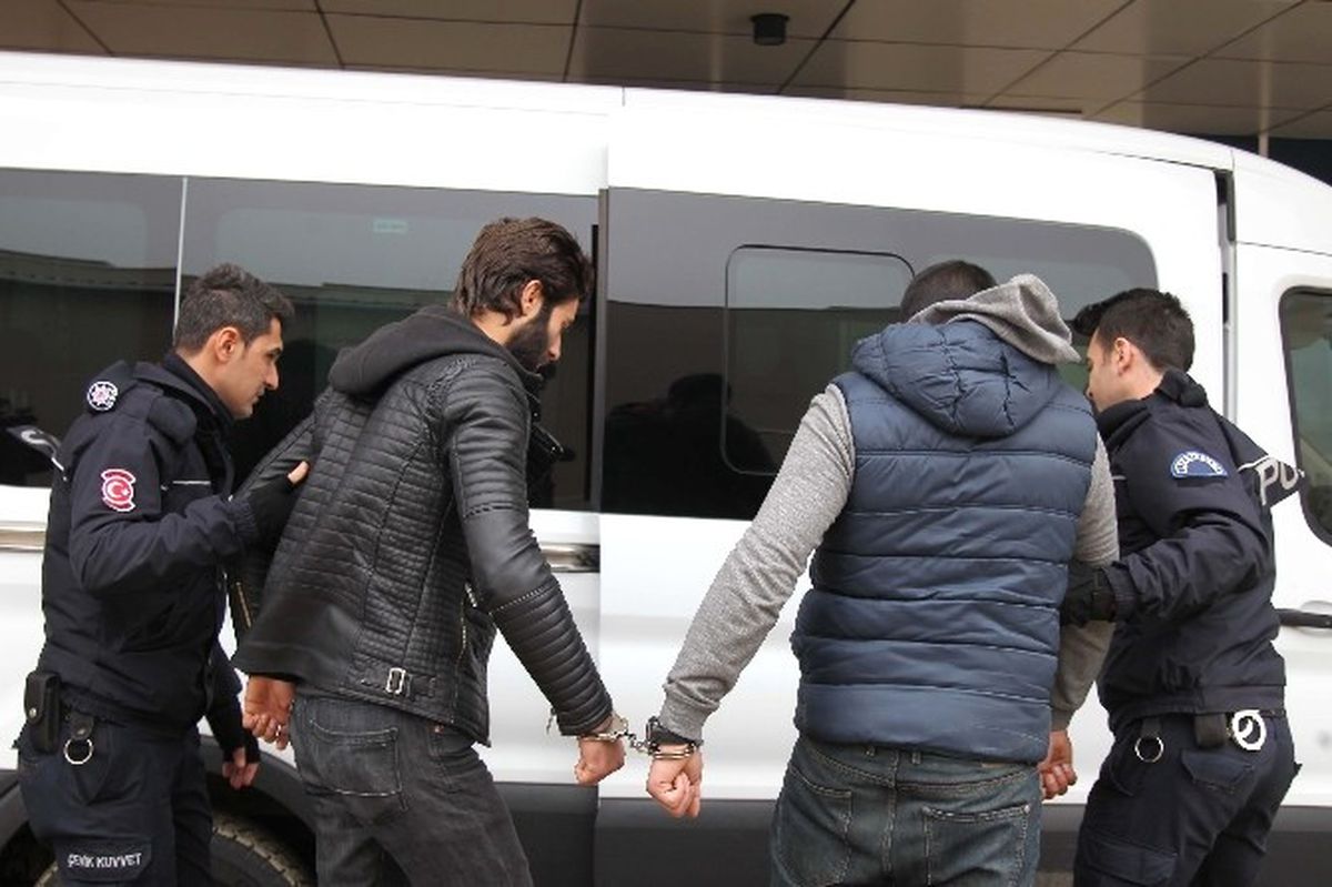 Tekirdağ\'da 115 Adrese Yapılan Operasyonda 34 Kişi Yakalandı