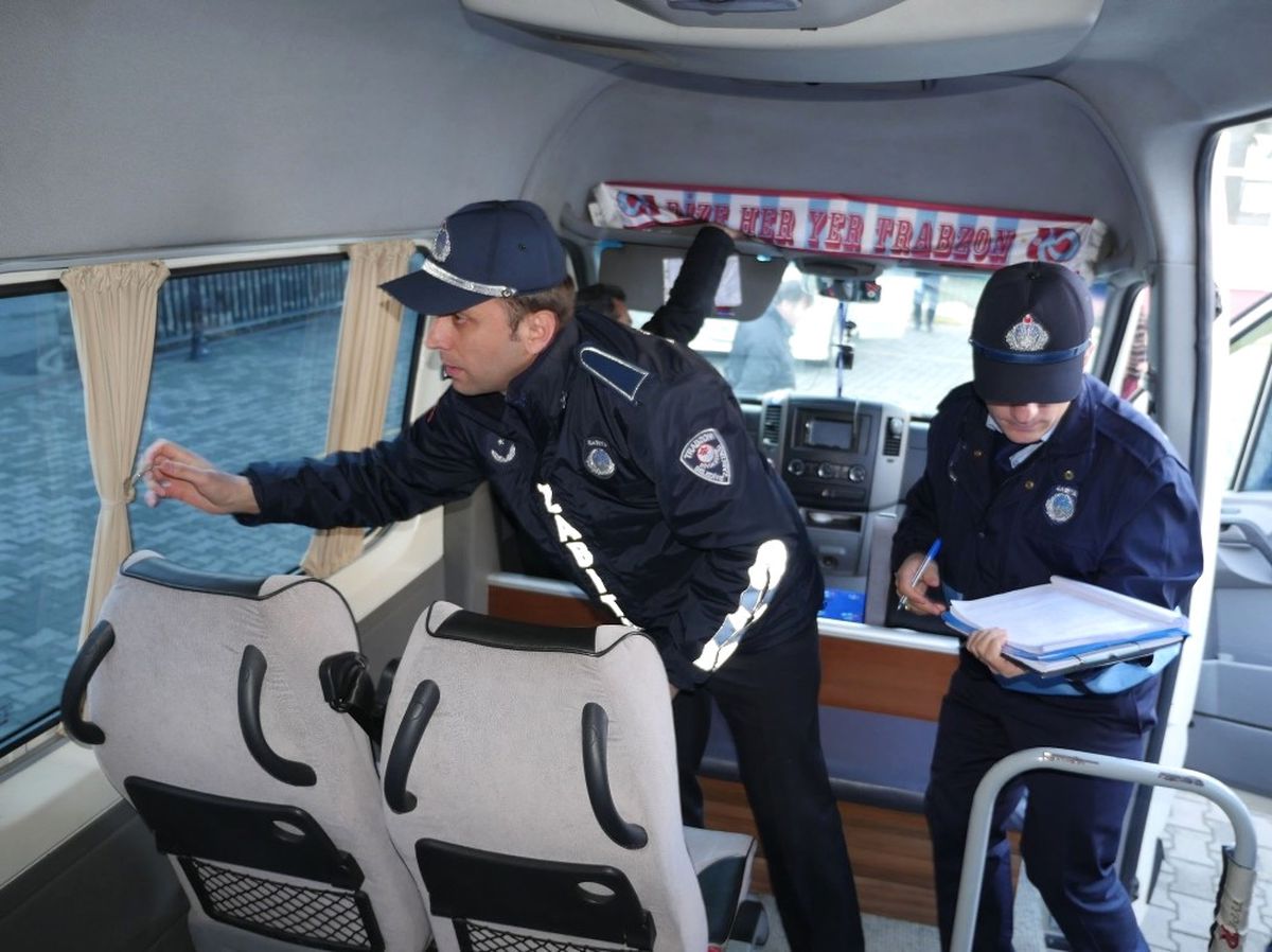 Trabzon\'da Öğrenci Servisleri Denetlendi