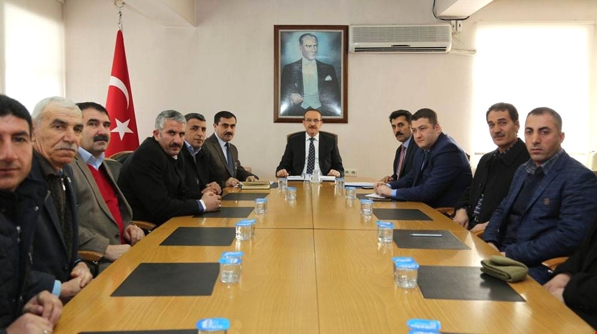 Vali Yavuz, Muhtarlarla Bir Araya Geldi