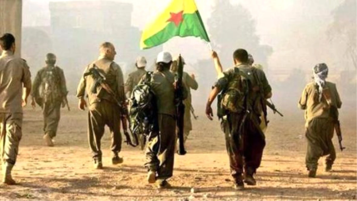 YPG\'li Teröristler Türkiye\'nin Yanı Başındaki Kasabaya Saldırdı
