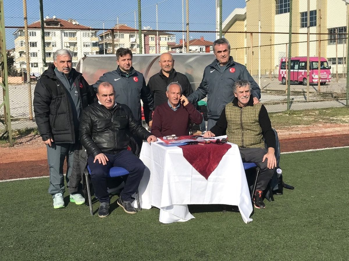 30 Antrenör Adayı Yalova\'da Ter Döktü