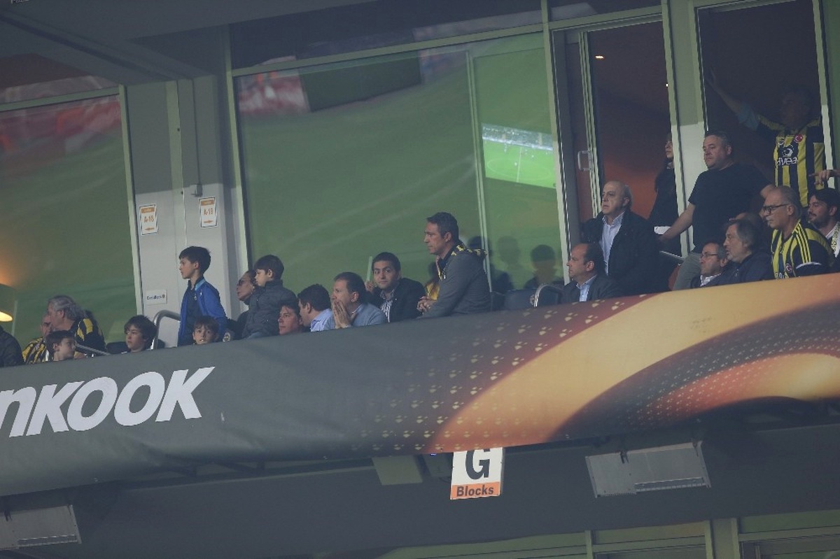 Ali Koç\'tan Fenerbahçe Taraftarına: "Sakin Olun"