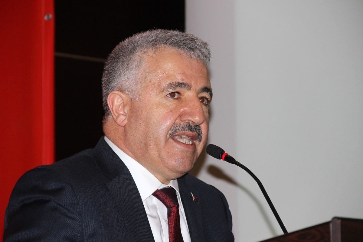 Bakan Arslan Çanakkale\'de Açıklaması