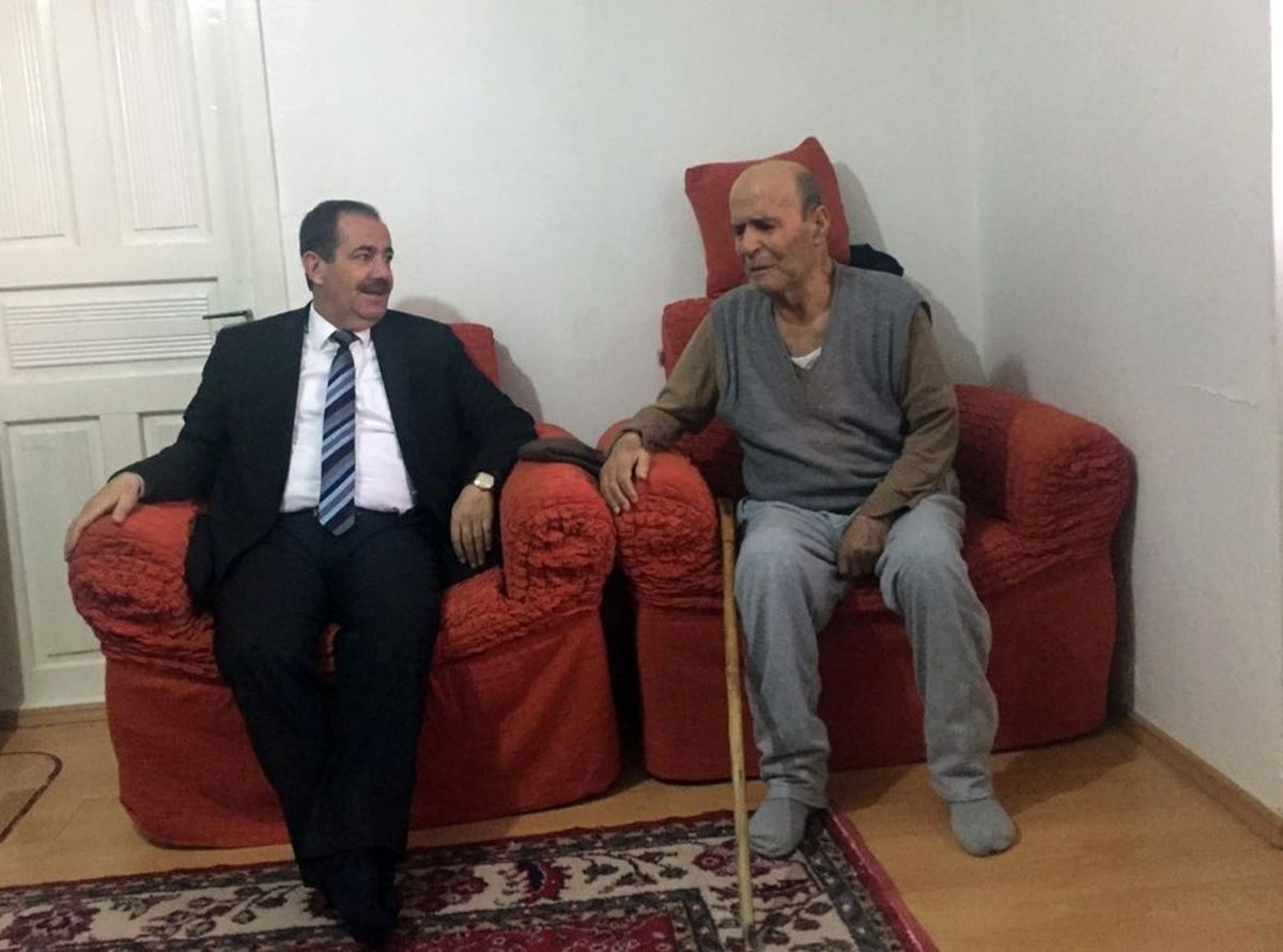 Başkan Gürsoy\'dan Hasta ve Yaşlılara Ziyaret