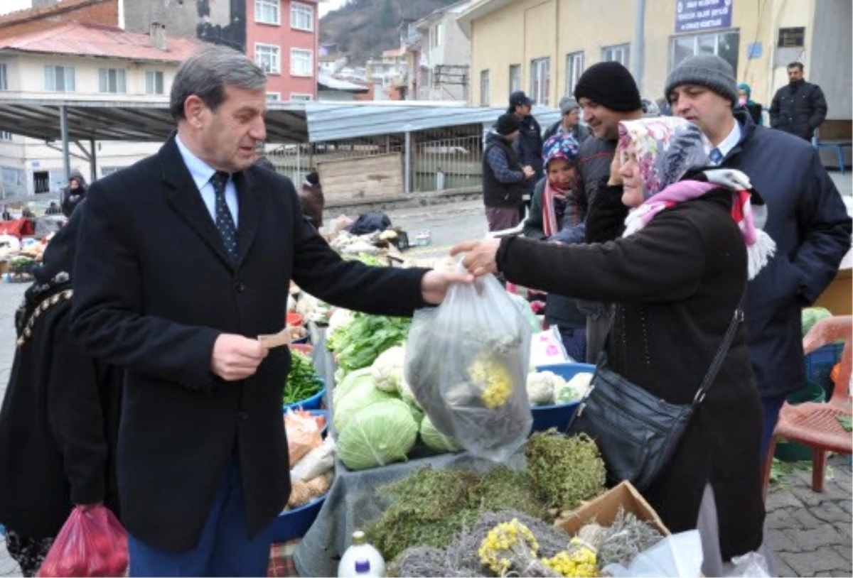 Başkan Özkan, Pazarcı Esnafıyla Buluştu