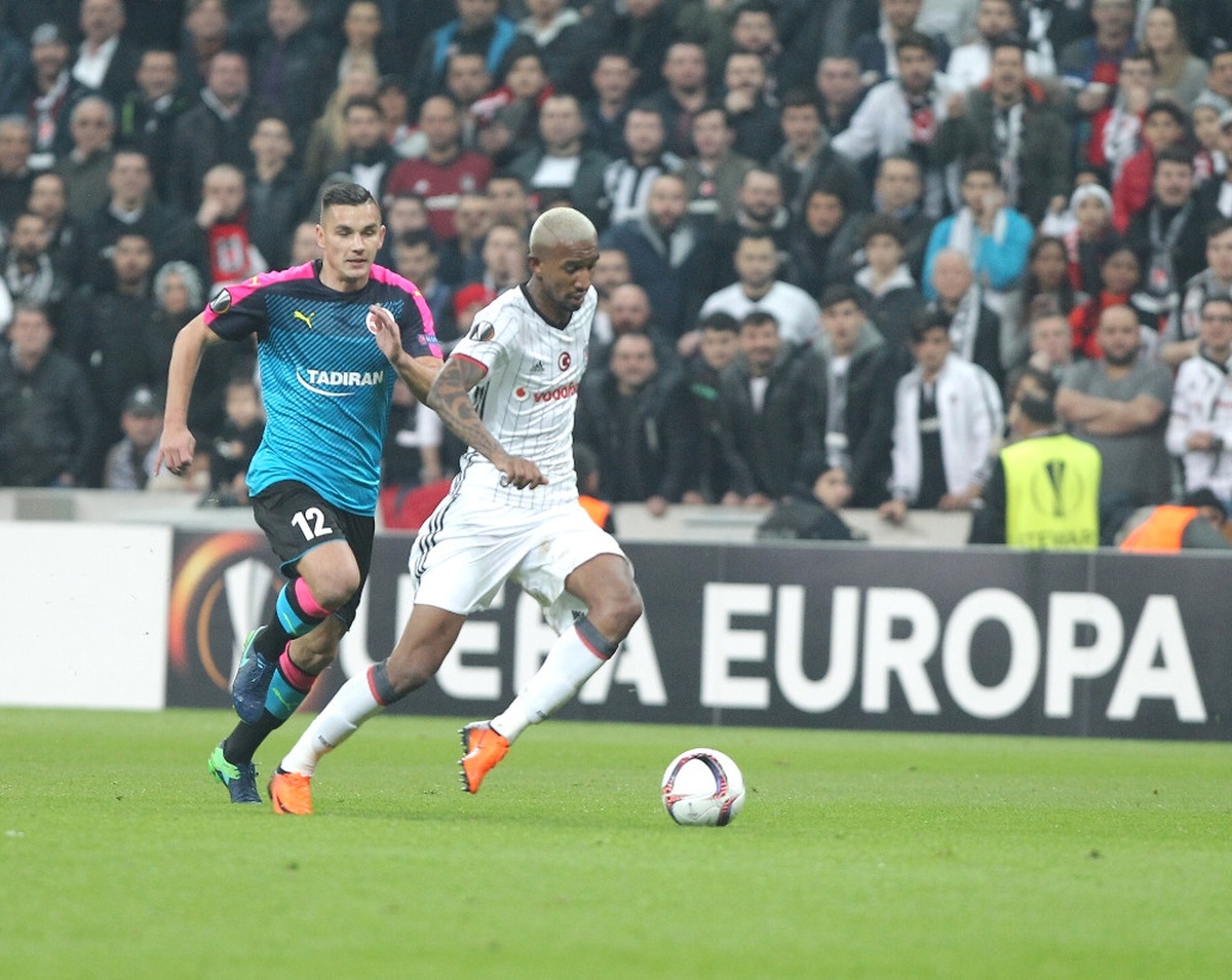 Beşiktaş UEFA Avrupa Ligi\'nde Son 16\'ya Kaldı