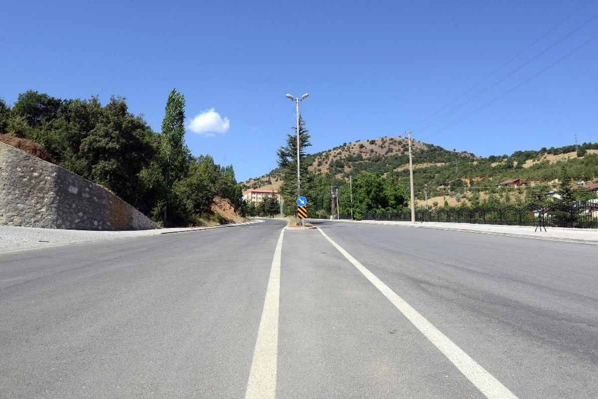 Büyükşehir\'den Hadim\'e Örnek Caddeler
