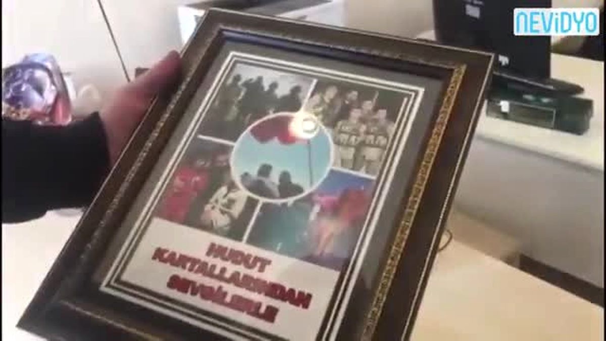 Erhan Çelik: Hayatımda Aldığım En Anlamlı Hediye