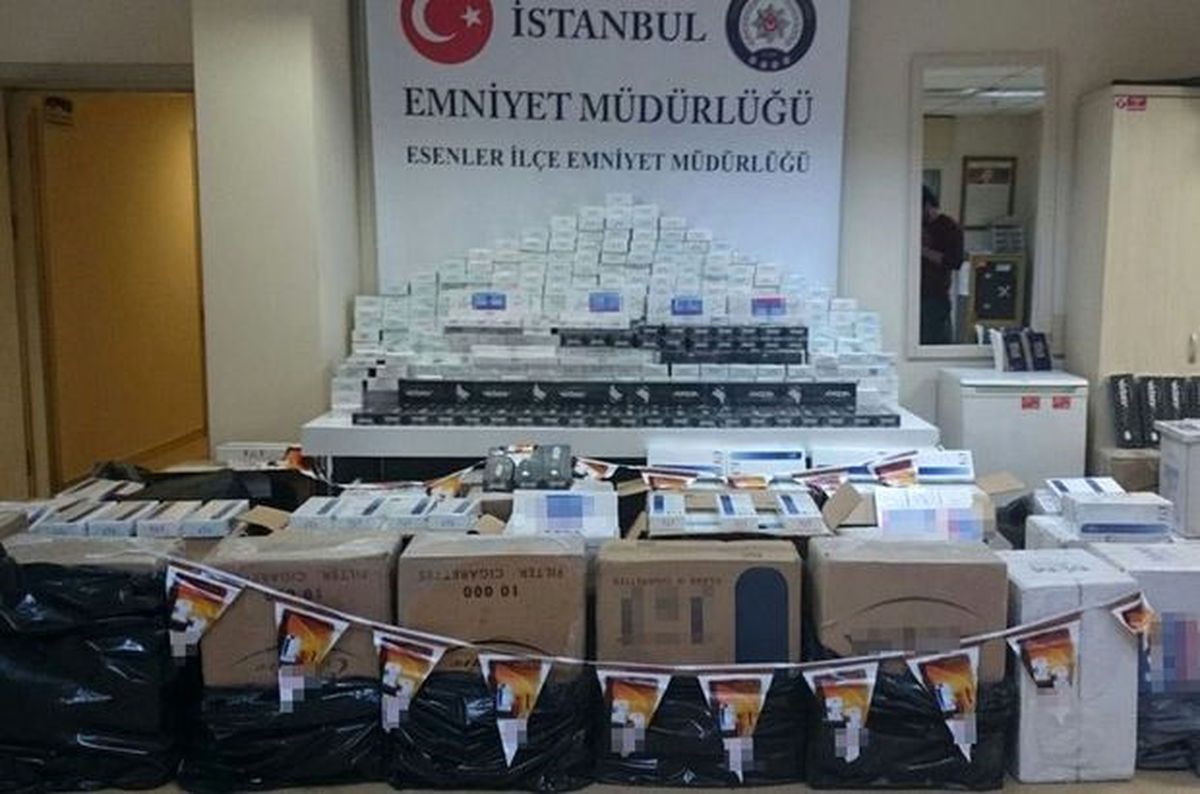 Esenler\'de Kaçak Sigara Operasyonu