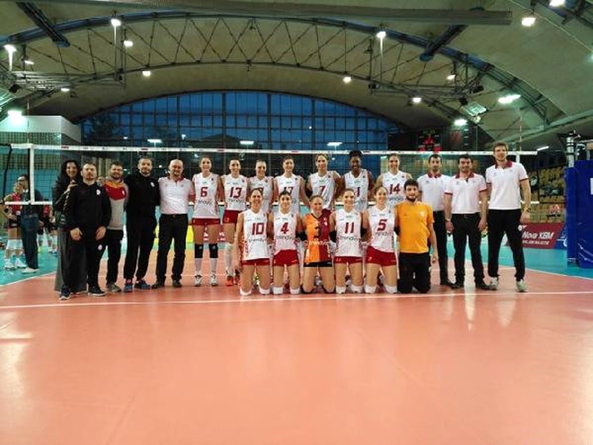 Galatasaray Kadınlar Cev Kupası\'nda Çeyrek Finalde