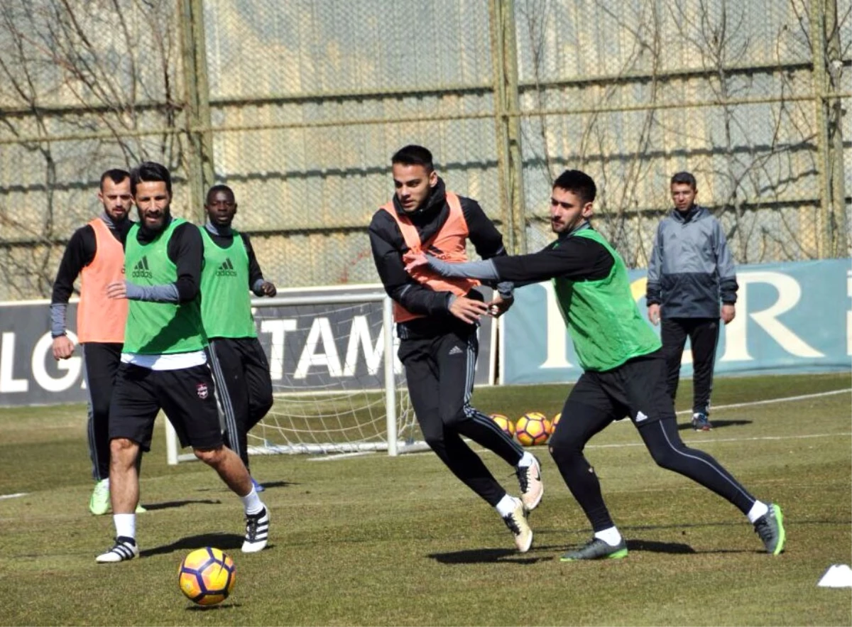 Gaziantepspor, Fenerbahçe Maçı Hazırlıklarını Sürdürüyor