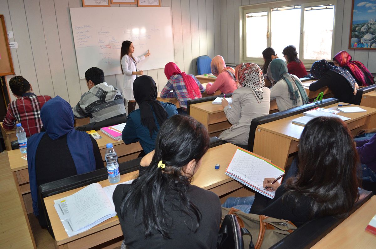 Gölbaşı Belediyesi Gençleri Üniversiteye Hazırlayacak