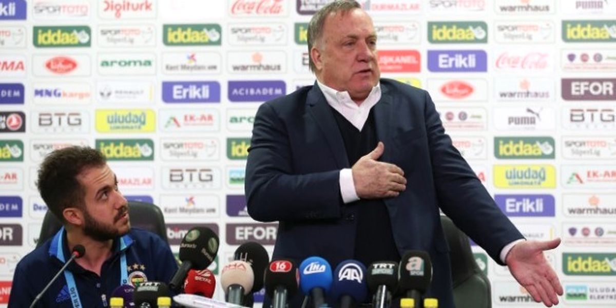 İşte Advocaat İçin Alınan Karar!