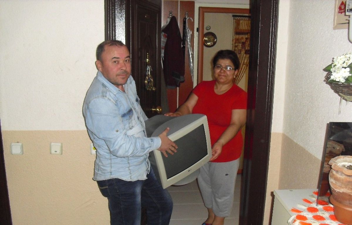 İzmit Belediyesinden \'Alo Atık Hattı\'