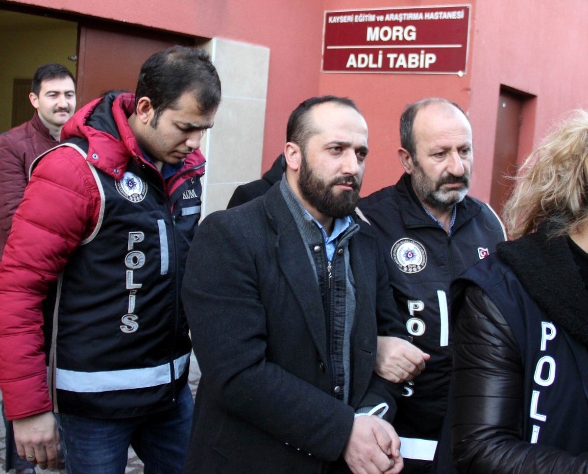 Kayseri\'de Gözaltındaki İmam ve Kur\'an Kursu Öğretmenleri Adliyeye Çıkarıldı