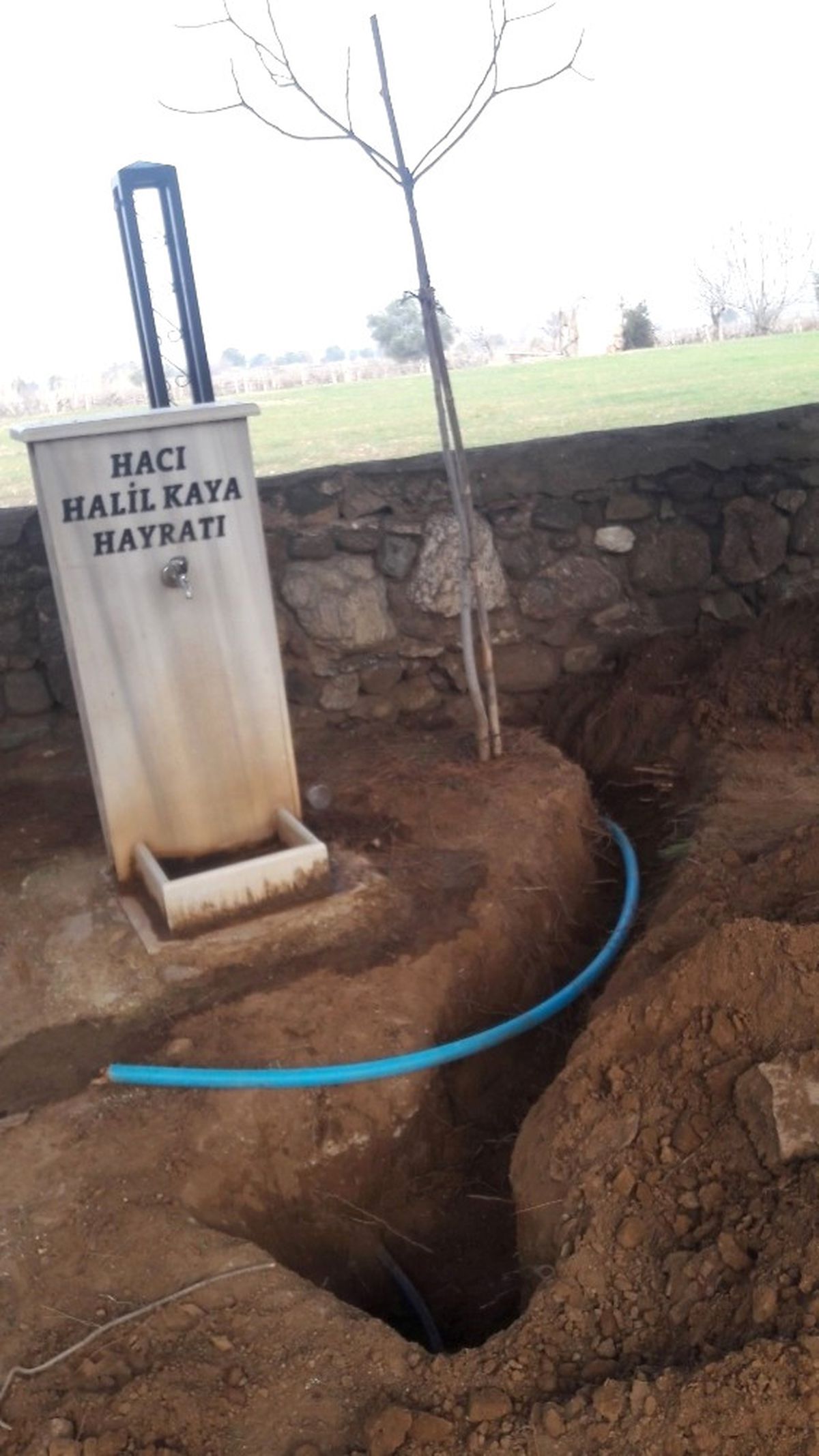 Köseali Mahalle Mezarlığı Suya Kavuştu