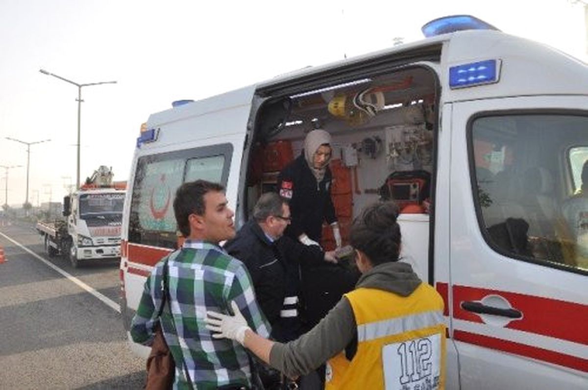 Nazilli\'de Trafik Kazası: 6 Yaralı