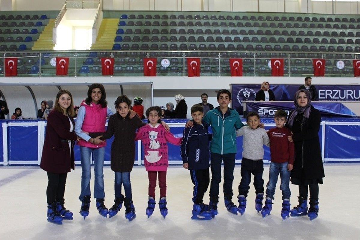 Palandöken Gençlik \'Gönül Sesi\' Oldu