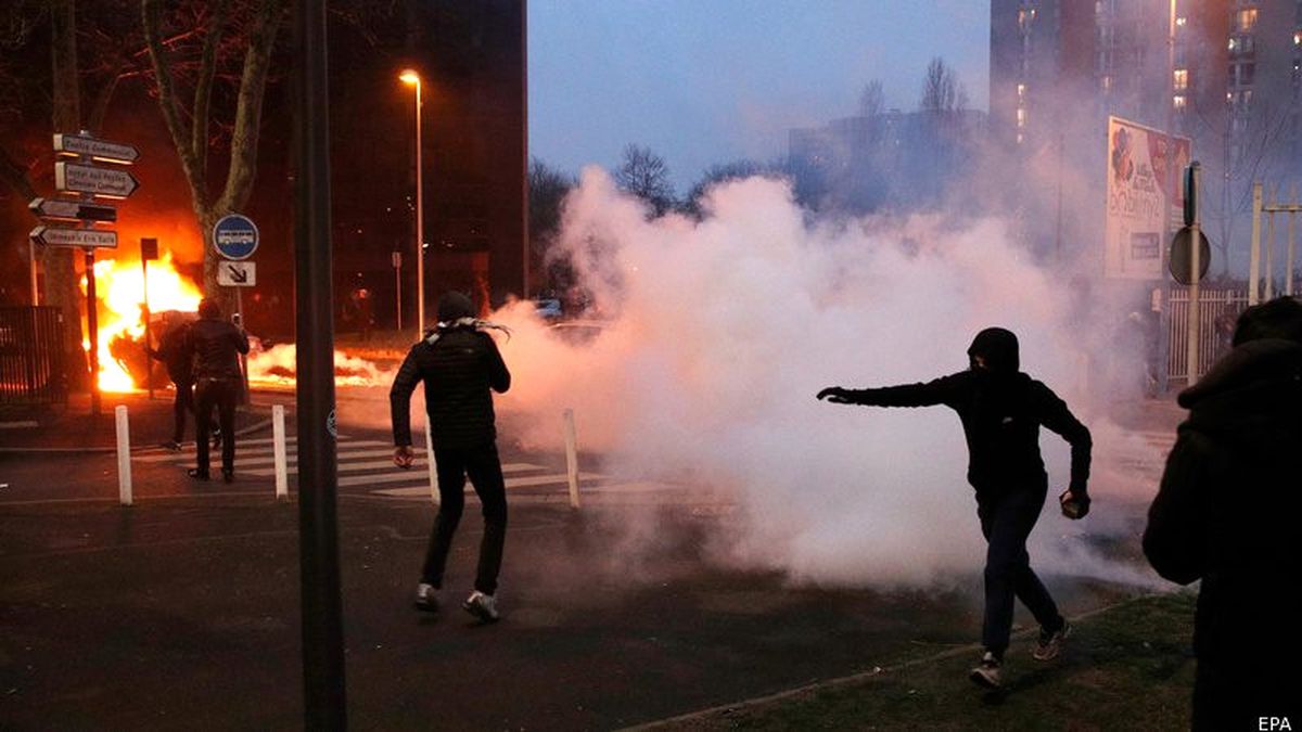 Polis Şiddeti Protestolarına Lise Öğrencileri de Katıldı